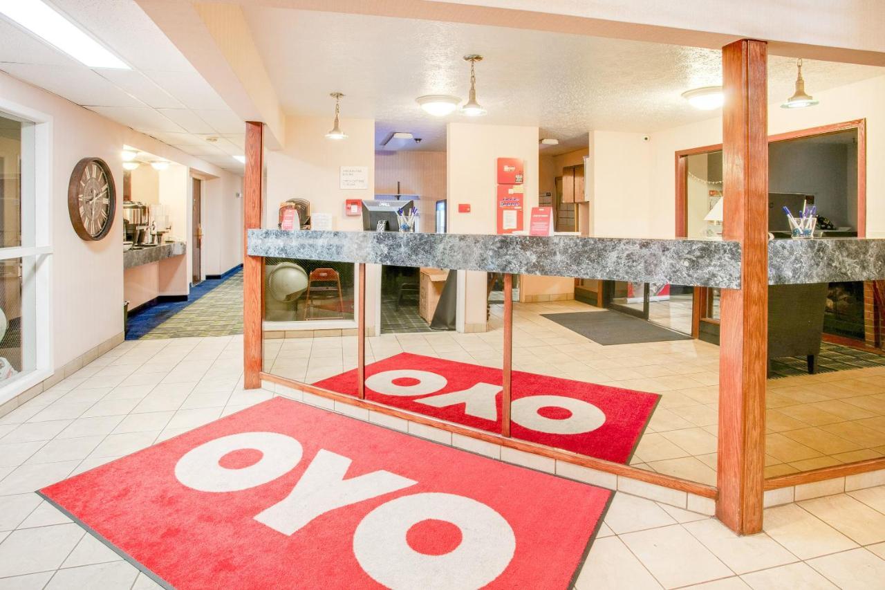 Oyo Hotel Spokane North Exterior foto